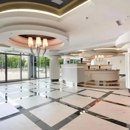 Hanza Tower Sunny 22 Pool & Jacussi *